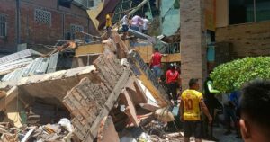 Sismo Ecuador Perú derrumbe